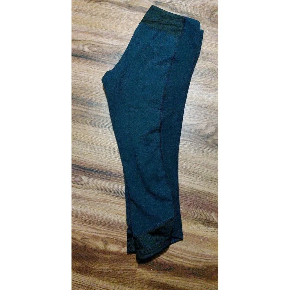lululemon athletica product pair